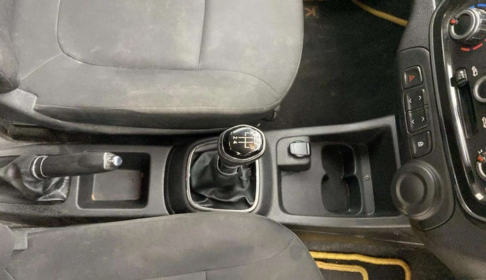 2019 Renault Kwid RXT 1.0, Petrol, Manual, 76,208 km, Gear Lever