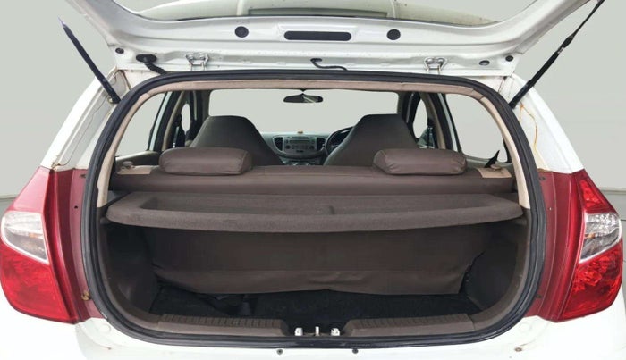 2011 Hyundai i10 SPORTZ 1.2, Petrol, Manual, 46,765 km, Boot Inside
