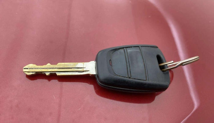 2019 Hyundai NEW SANTRO SPORTZ CNG, CNG, Manual, 83,258 km, Key Close Up