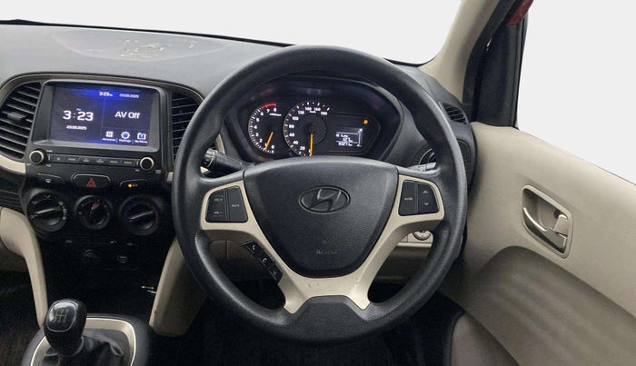2019 Hyundai NEW SANTRO SPORTZ CNG, CNG, Manual, 83,258 km, Steering Wheel Close Up