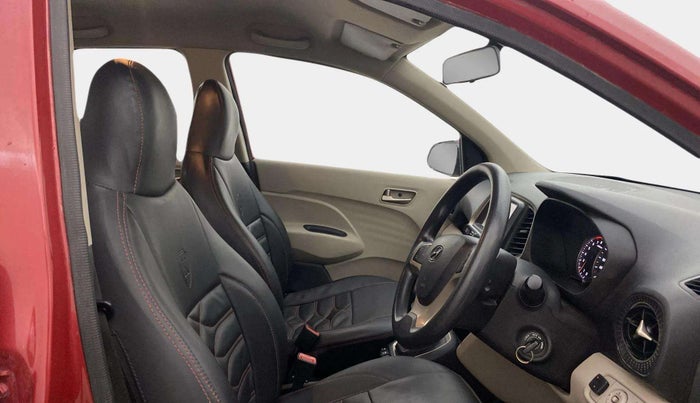 2019 Hyundai NEW SANTRO SPORTZ CNG, CNG, Manual, 83,258 km, Right Side Front Door Cabin