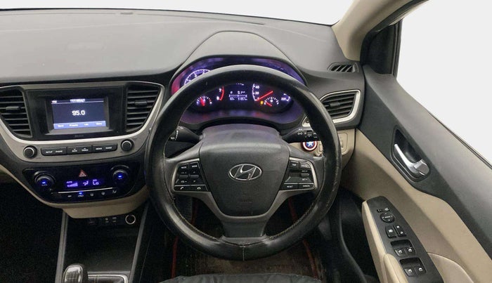 2019 Hyundai Verna 1.4 EX PETROL, CNG, Manual, 91,820 km, Steering Wheel Close Up