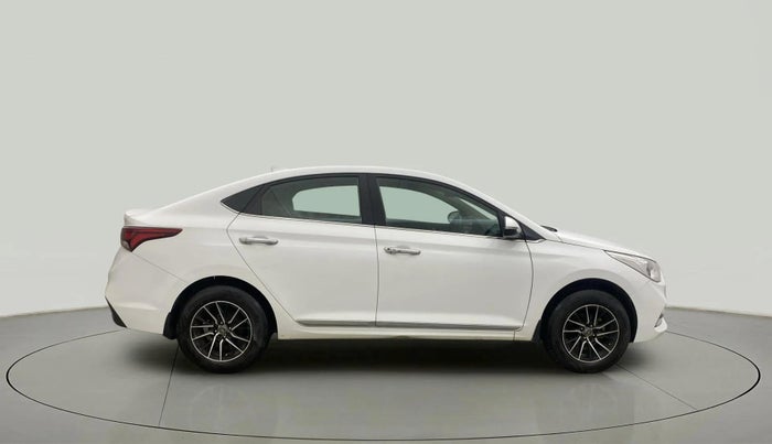 2019 Hyundai Verna 1.4 EX PETROL, CNG, Manual, 91,820 km, Right Side View
