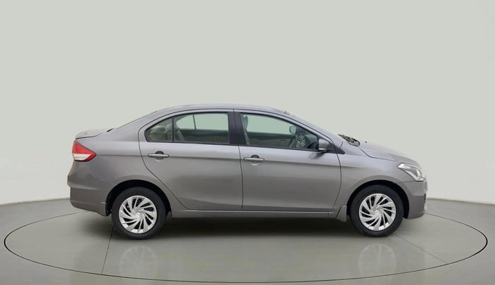 2017 Maruti Ciaz DELTA 1.4 MT PETROL, Petrol, Manual, 1,08,406 km, Right Side View