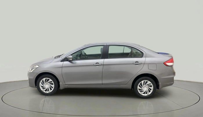 2017 Maruti Ciaz DELTA 1.4 MT PETROL, Petrol, Manual, 1,08,406 km, Left Side