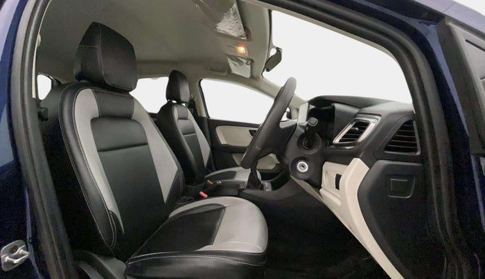2024 Tata ALTROZ XM PLUS PETROL, Petrol, Manual, 19,571 km, Right Side Front Door Cabin