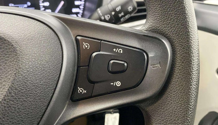 2024 Tata ALTROZ XM PLUS PETROL, Petrol, Manual, 19,571 km, Adaptive Cruise Control