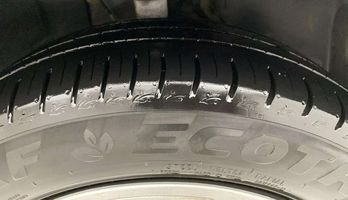 2024 Tata ALTROZ XM PLUS PETROL, Petrol, Manual, 19,571 km, Right Front Tyre Tread