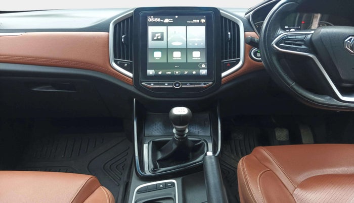 2021 MG HECTOR PLUS SELECT 2.0 DIESEL TURBO MT 7-STR, Diesel, Manual, 72,515 km, Air Conditioner