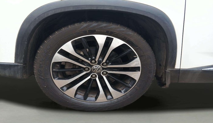 2021 MG HECTOR PLUS SELECT 2.0 DIESEL TURBO MT 7-STR, Diesel, Manual, 72,515 km, Left Front Wheel