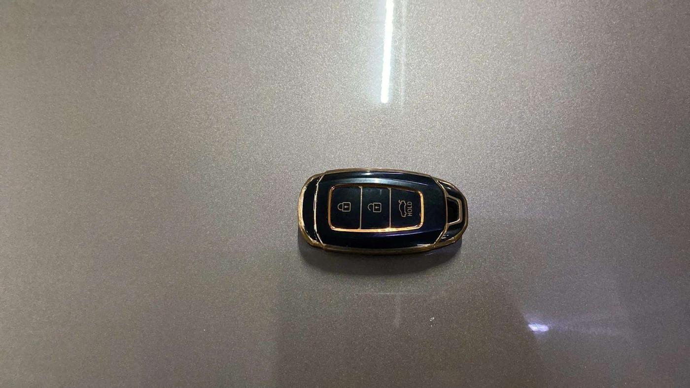 2018 Hyundai Verna 1.6 VTVT SX (O) AT, Petrol, Automatic, 51,878 km, Key Close Up