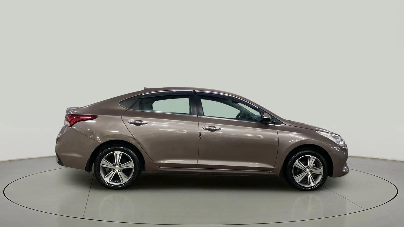 2018 Hyundai Verna 1.6 VTVT SX (O) AT, Petrol, Automatic, 51,878 km, Right Side View