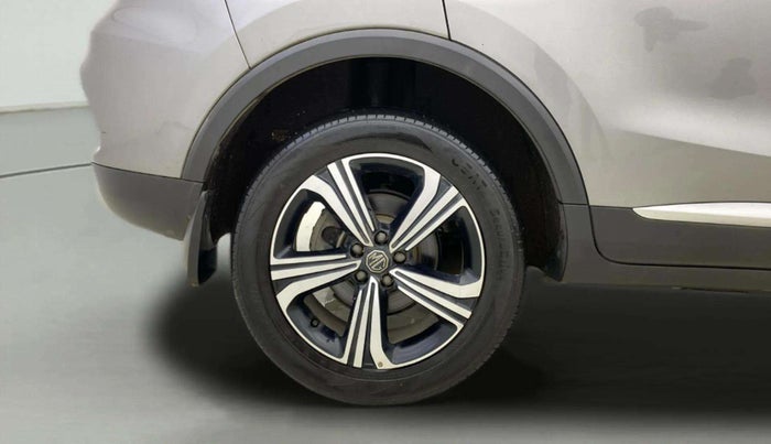 2023 MG ASTOR SAVVY 1.5 CVT S RED, Petrol, Automatic, 22,796 km, Right Rear Wheel