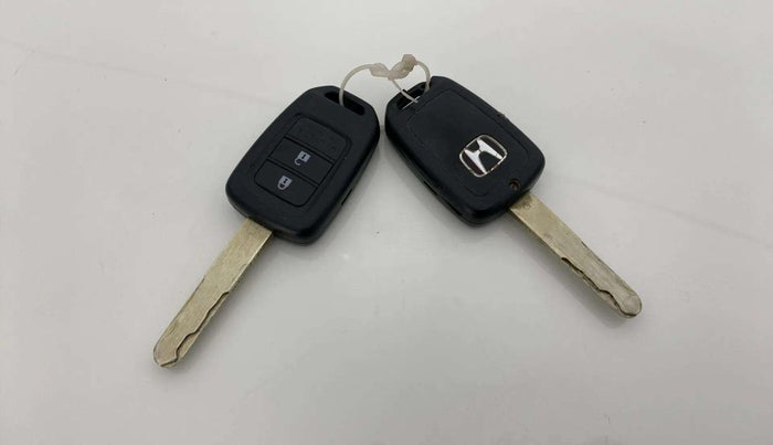 2014 Honda City 1.5L I-DTEC V, Diesel, Manual, 1,20,000 km, Key Close Up