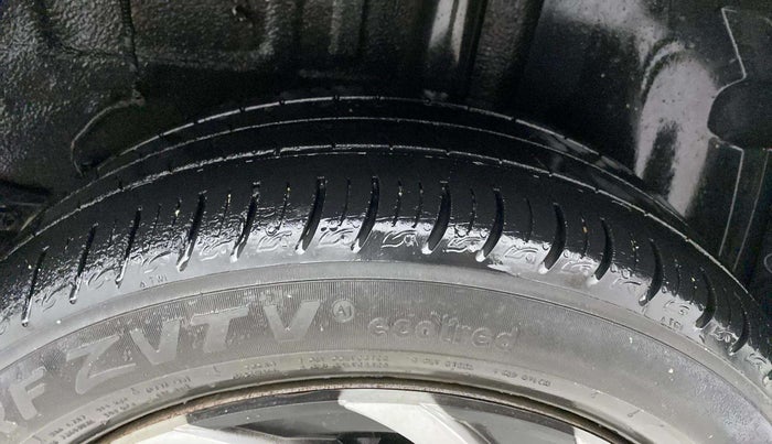 2022 Tata ALTROZ XM PLUS PETROL, Petrol, Manual, 24,189 km, Left Rear Tyre Tread