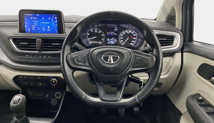2022 Tata ALTROZ XM PLUS PETROL, Petrol, Manual, 24,189 km, Steering Wheel Close Up