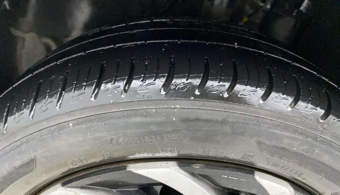 2022 Tata ALTROZ XM PLUS PETROL, Petrol, Manual, 24,189 km, Left Front Tyre Tread