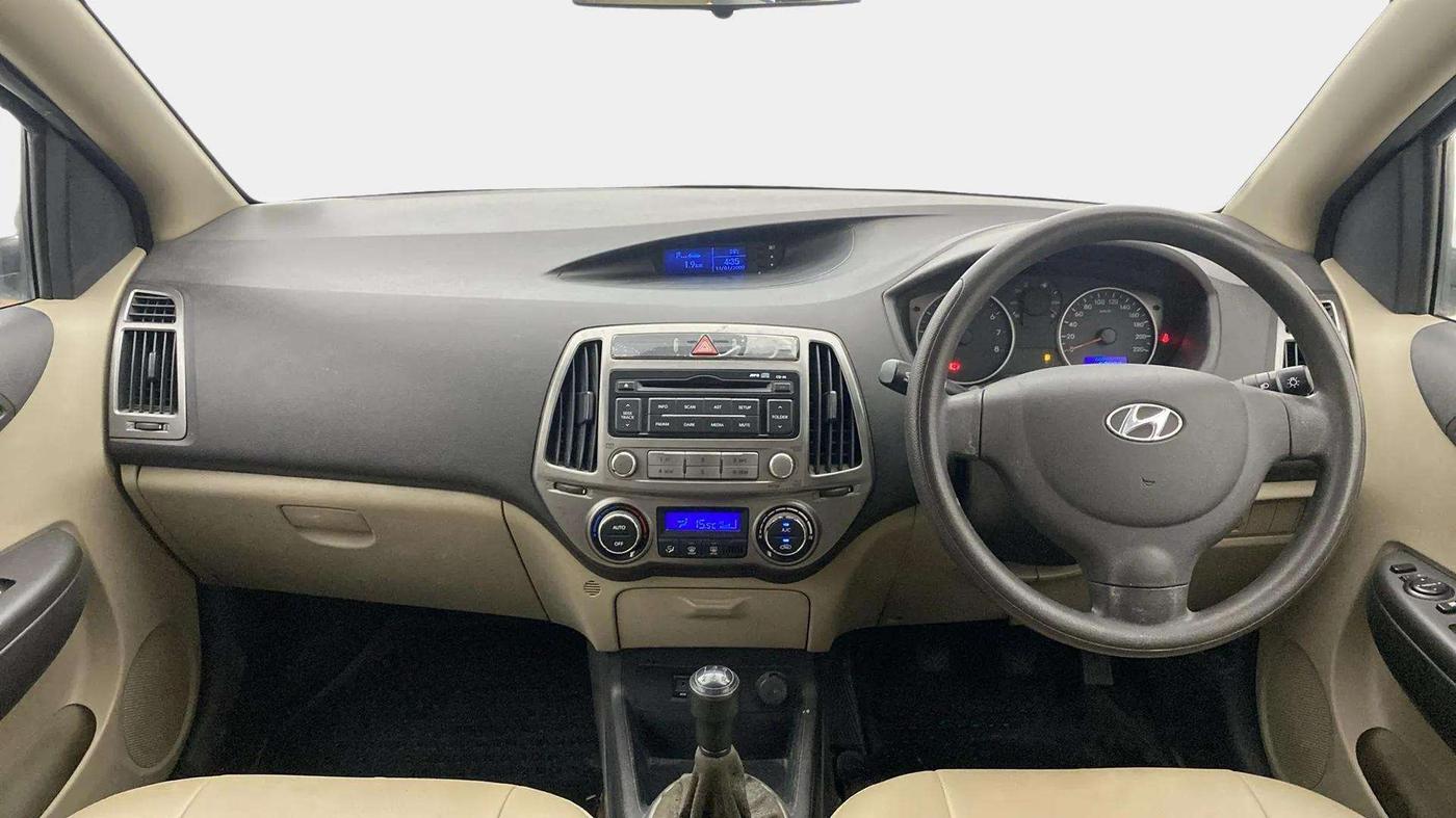 2013 Hyundai i20 MAGNA (O) 1.2, Petrol, Manual, 62,986 km, Dashboard