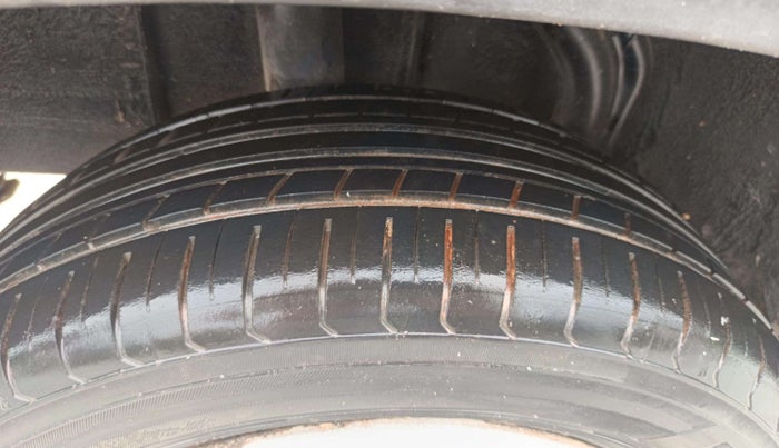 2021 Renault Kiger RXL MT, Petrol, Manual, 54,116 km, Right Rear Tyre Tread