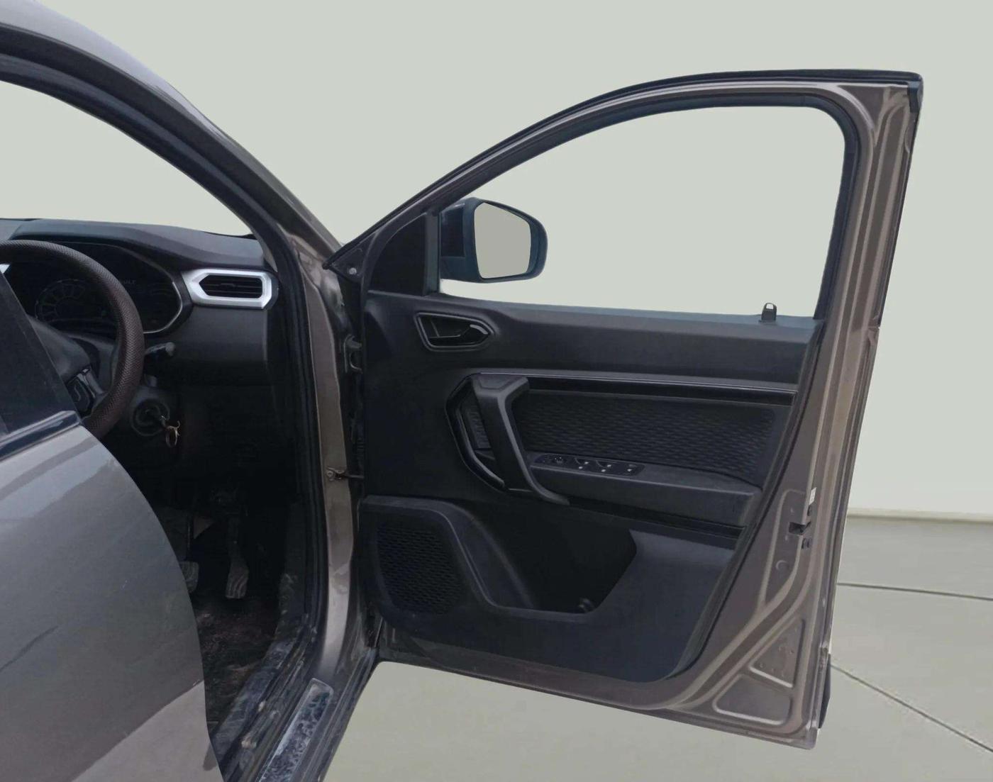 2021 Renault Kiger RXL MT, Petrol, Manual, 54,116 km, RHS Rear Door