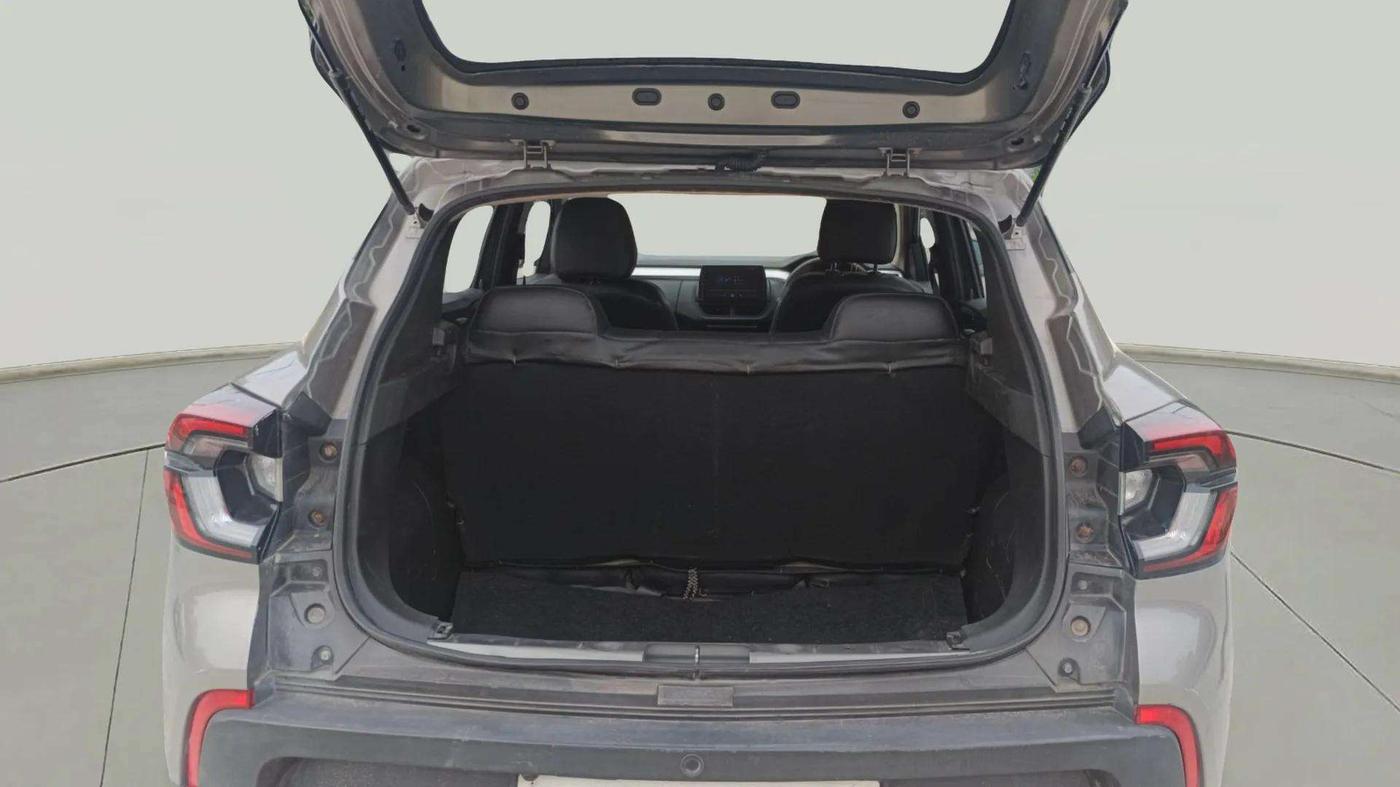 2021 Renault Kiger RXL MT, Petrol, Manual, 54,116 km, Boot Inside