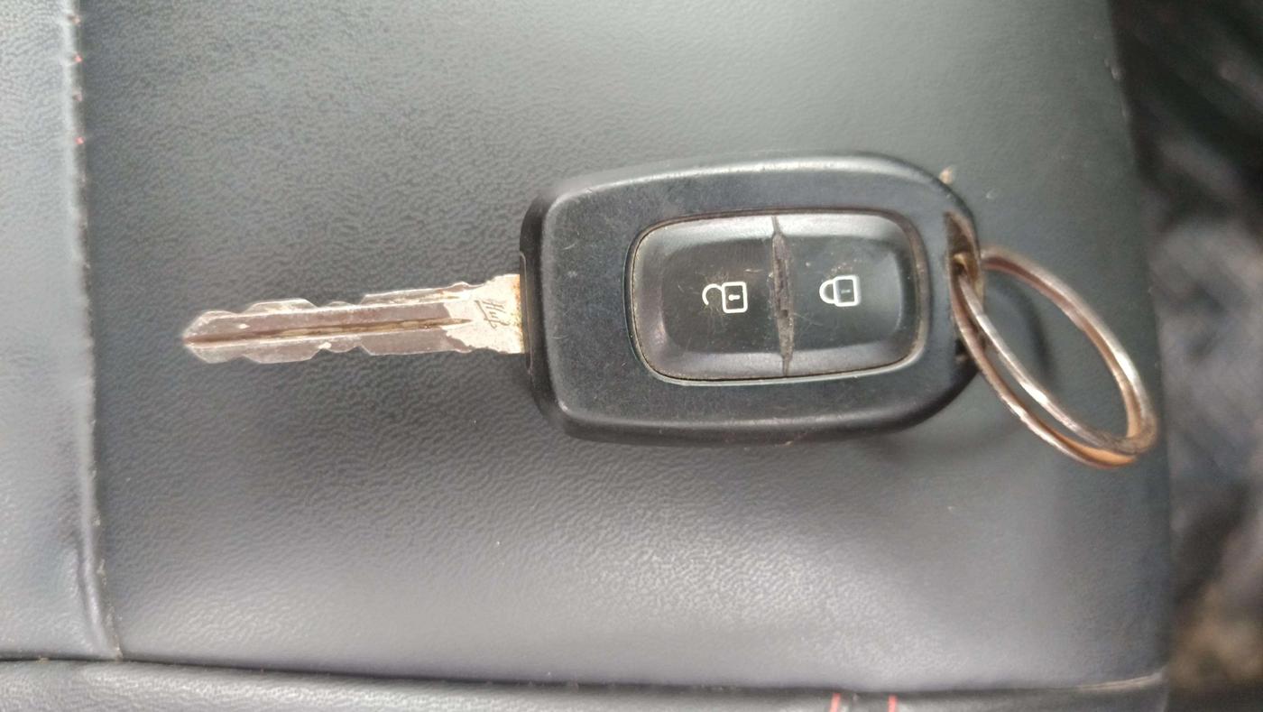 2021 Renault Kiger RXL MT, Petrol, Manual, 54,116 km, Key Close Up