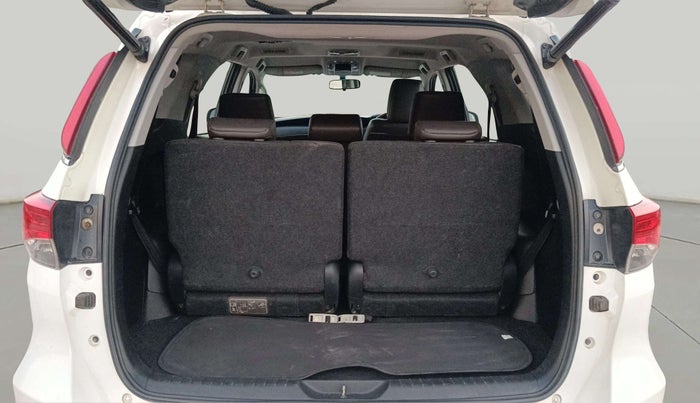 2017 Toyota Fortuner 2.8 4X2 AT, Diesel, Automatic, 1,09,127 km, Boot Inside