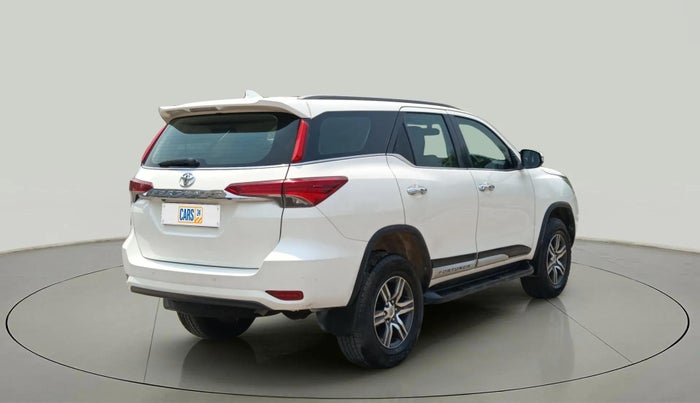 2017 Toyota Fortuner 2.8 4X2 AT, Diesel, Automatic, 1,09,127 km, Right Back Diagonal