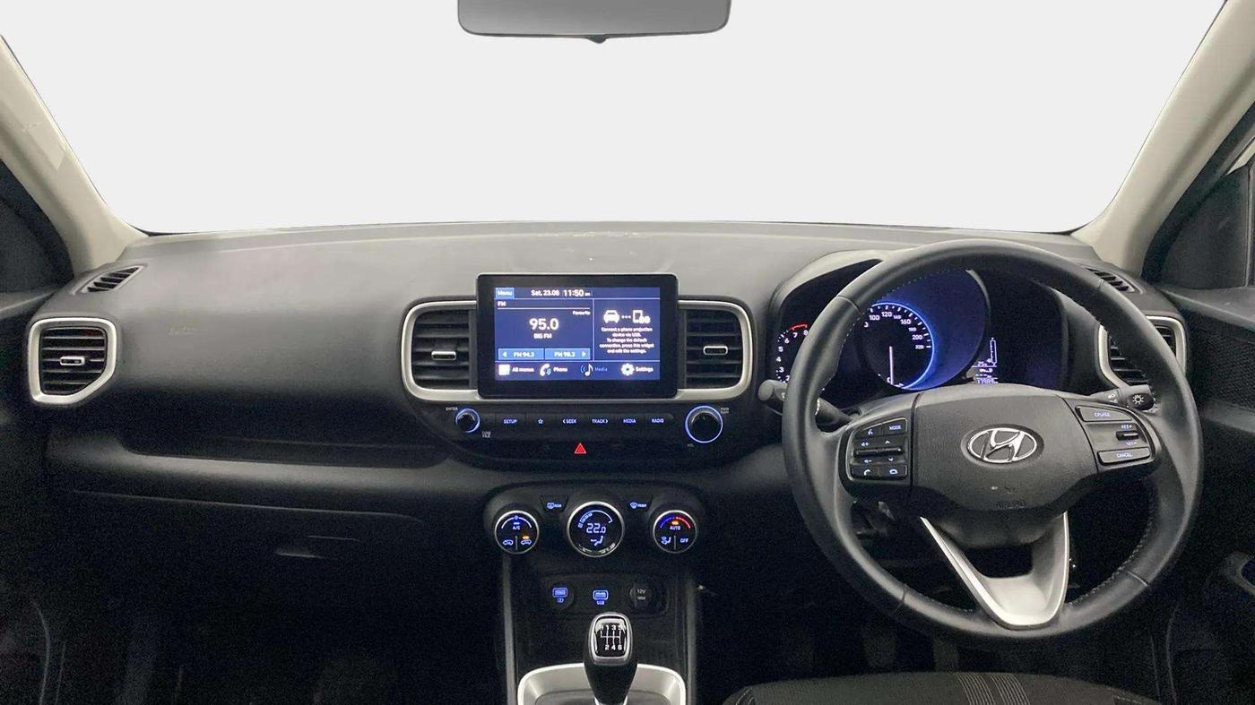 2020 Hyundai VENUE SX 1.5 CRDI, Diesel, Manual, 1,03,762 km, Dashboard