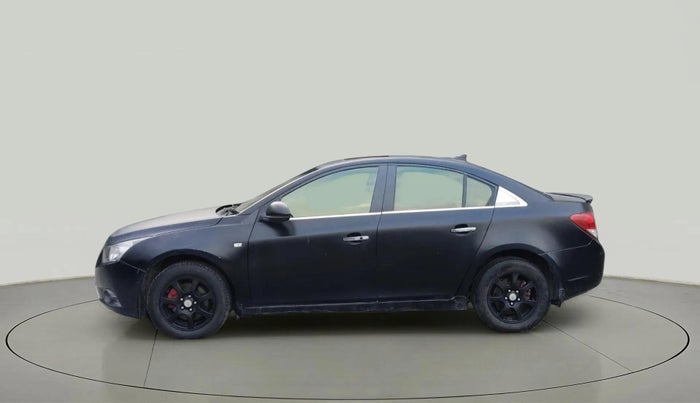 2013 Chevrolet Cruze LTZ, Diesel, Manual, 30,696 km, Left Side