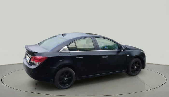2013 Chevrolet Cruze LTZ, Diesel, Manual, 30,696 km, Right Back Diagonal
