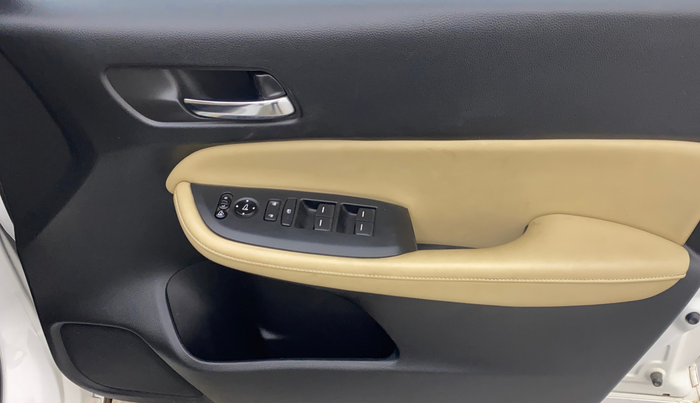 2021 Honda City 1.5L I-VTEC ZX, Petrol, Manual, 59,053 km, Driver Side Door Panels Control