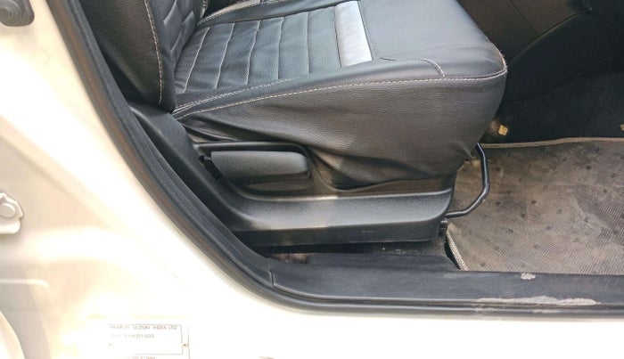 2013 Maruti Swift VDI ABS, Diesel, Manual, 1,81,749 km, Driver Side Adjustment Panel