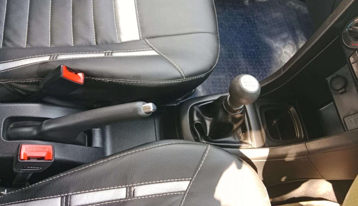2013 Maruti Swift VDI ABS, Diesel, Manual, 1,81,749 km, Gear Lever