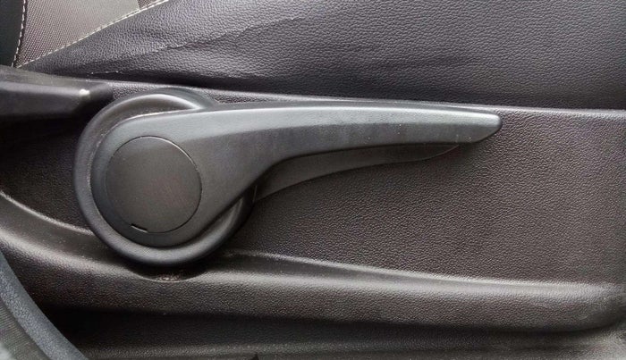 2019 Tata TIGOR XZ PLUS PETROL, Petrol, Manual, 63,590 km, Driver Side Adjustment Panel