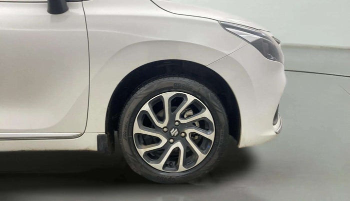 2022 Maruti Baleno ALPHA 1.2 AGS, Petrol, Automatic, 38,275 km, Right Front Wheel