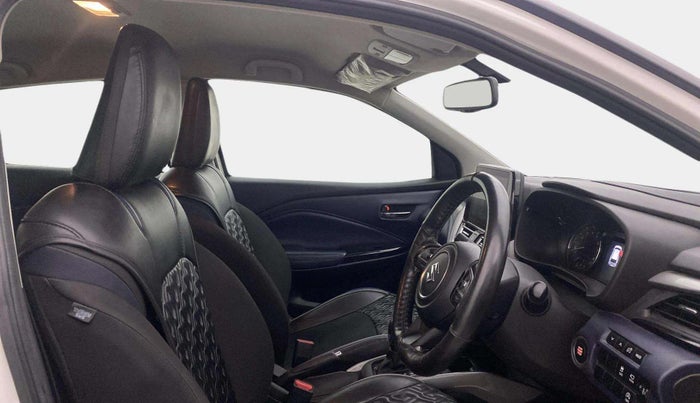 2022 Maruti Baleno ALPHA 1.2 AGS, Petrol, Automatic, 38,275 km, Right Side Front Door Cabin