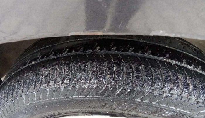 2017 Maruti Alto K10 VXI (O), Petrol, Manual, 42,735 km, Right Front Tyre Tread