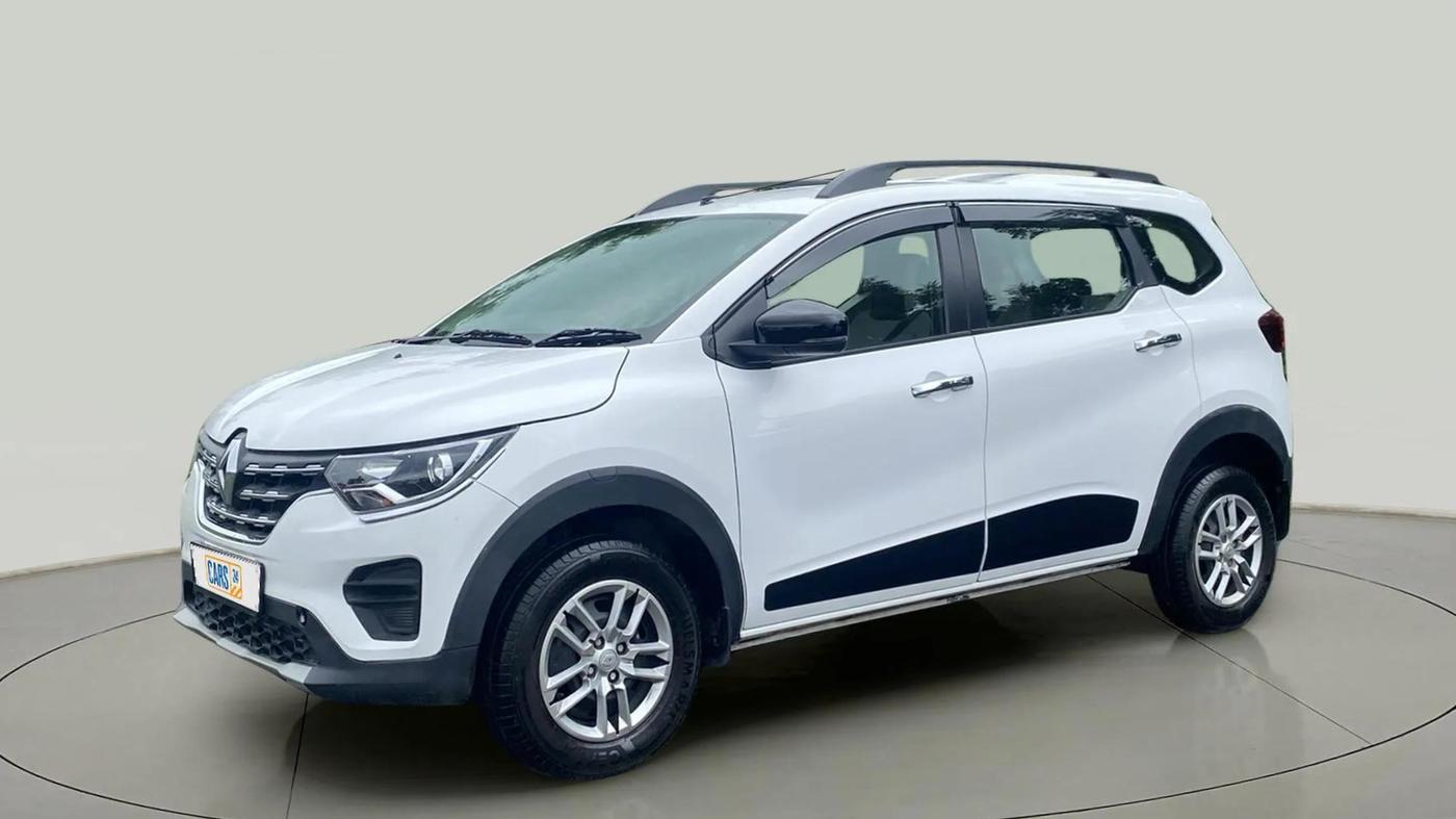 2024 Renault TRIBER RXT, Petrol, Manual, 5,302 km, Left Front Diagonal