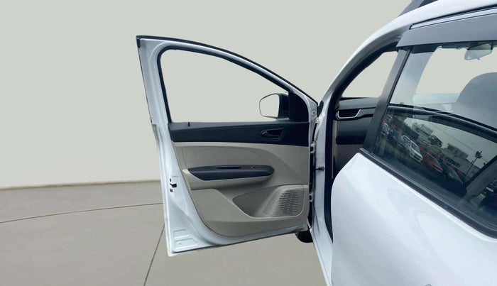 2024 Renault TRIBER RXT, Petrol, Manual, 5,267 km, LHS Front Door