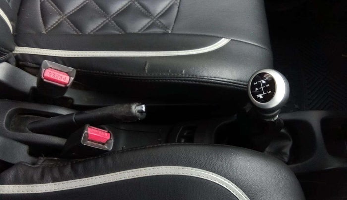 2015 Maruti Wagon R 1.0 VXI, Petrol, Manual, 76,427 km, Gear Lever