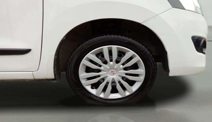 2015 Maruti Wagon R 1.0 VXI, Petrol, Manual, 76,427 km, Right Front Wheel