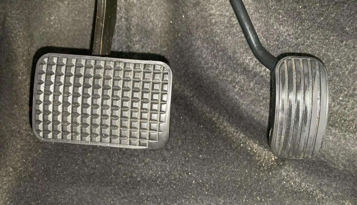 2018 Tata Tiago XZA PETROL, Petrol, Automatic, 75,336 km, Pedals