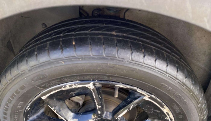 2017 Maruti IGNIS ZETA 1.2 AMT, Petrol, Automatic, 71,481 km, Left Front Tyre Tread
