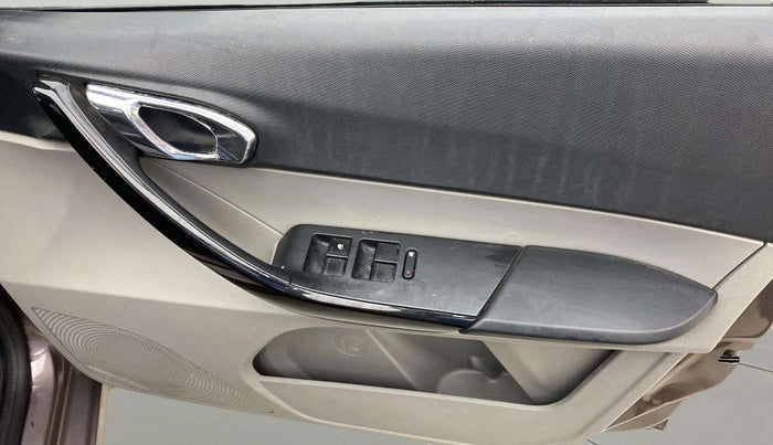 2018 Tata Tiago XZ PETROL, Petrol, Manual, 46,159 km, Driver Side Door Panels Control