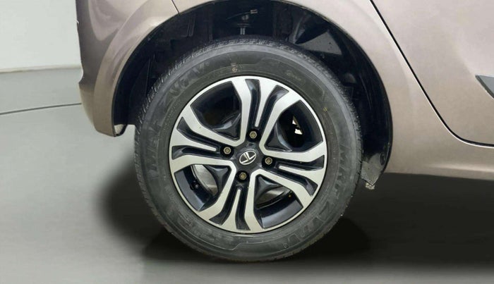 2018 Tata Tiago XZ PETROL, Petrol, Manual, 46,159 km, Right Rear Wheel