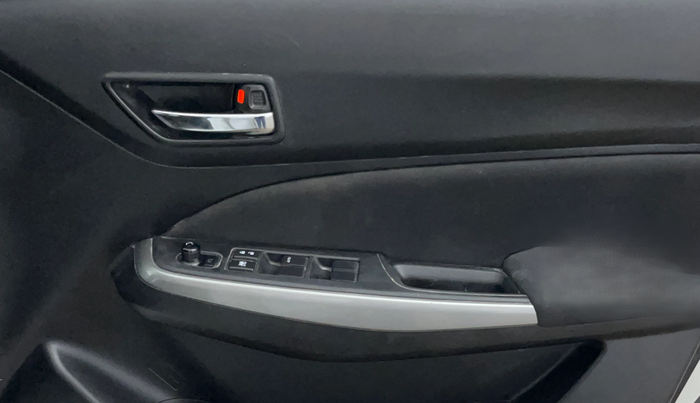 2018 Maruti Swift ZXI, Petrol, Manual, 33,727 km, Driver Side Door Panels Control