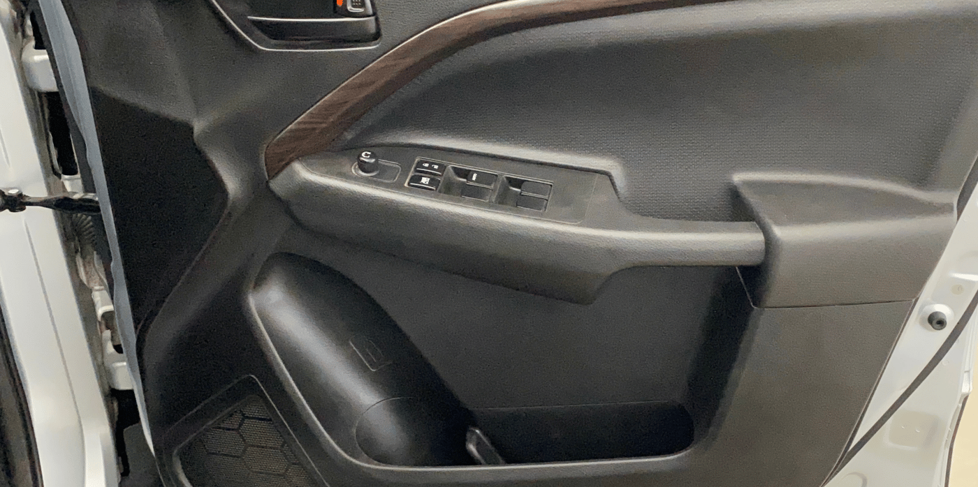 2022 Maruti BREZZA LXI SMART HYBRID, Petrol, Manual, 30,951 km, Driver Side Door Panels Control