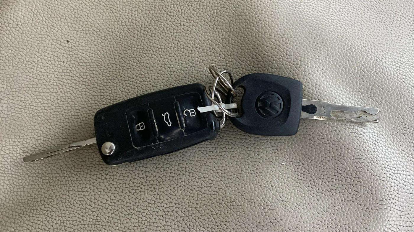 2017 Volkswagen Ameo COMFORTLINE PLUS 1.2L, Petrol, Manual, 74,205 km, Key Close Up