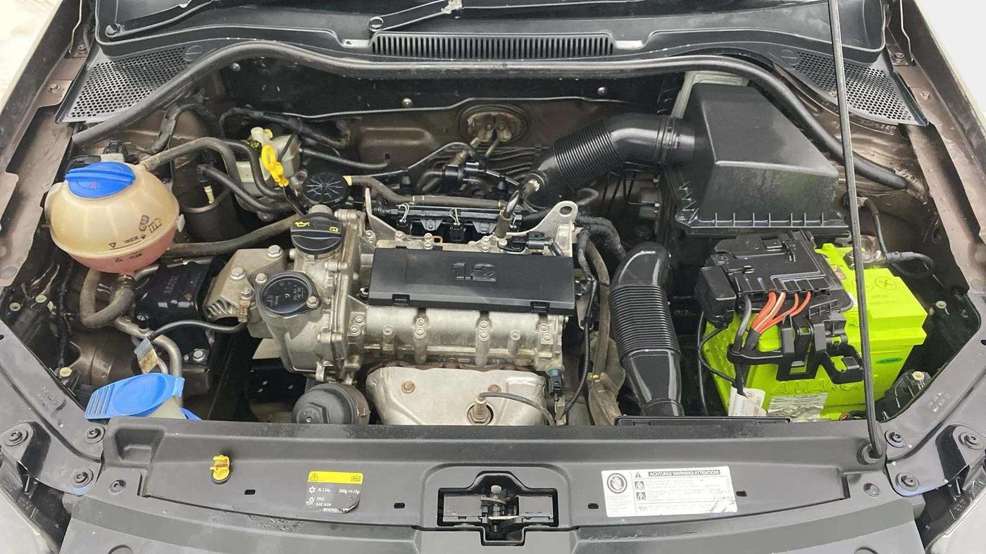 2017 Volkswagen Ameo COMFORTLINE PLUS 1.2L, Petrol, Manual, 74,205 km, Engine View